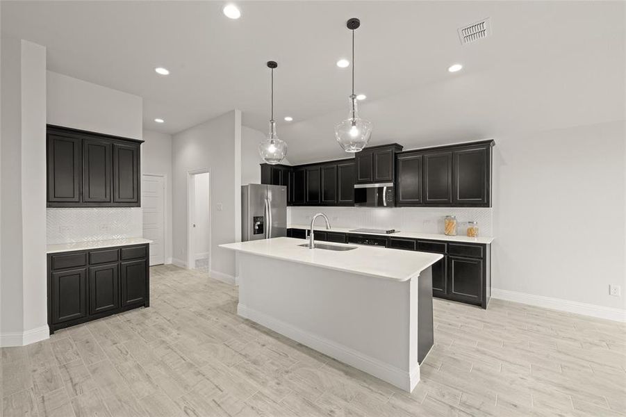 200 Shepards- Kitchen-1 200 Shepards- Kitchen-1