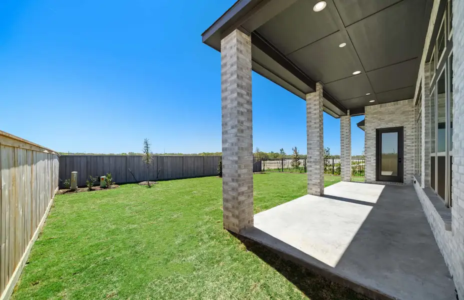 Representative exterior details of a home built from the 3054 by Ravenna Homes in The Highlands 55′, Porter (Image 4). Representative exterior details of a home built from the 3054 by Ravenna Homes in The Highlands 55′, Porter (Image 4).