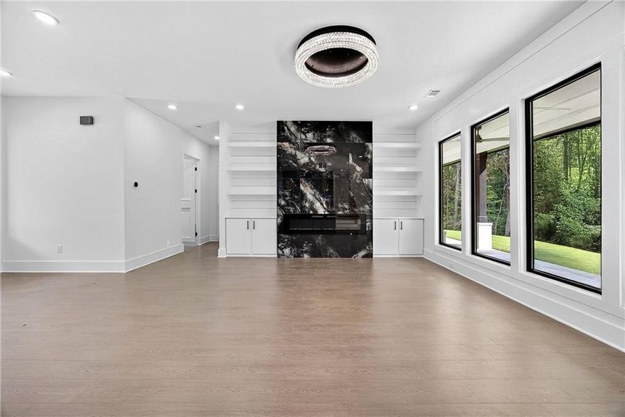 Spacious, unfurnished interior of a new home in , Auburn (Image 20).