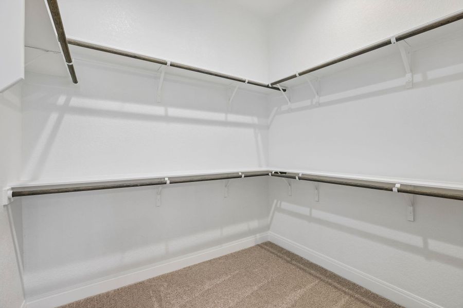 Spacious, unfurnished interior of a new home in 6 Creeks, Kyle (Image 23).