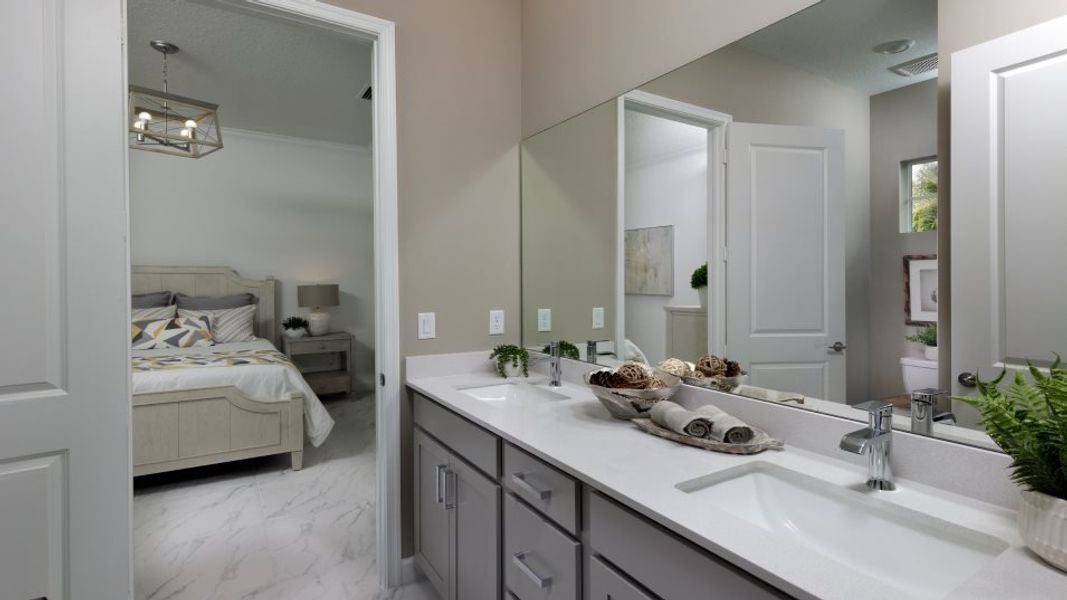 Broadleaf second bathroom