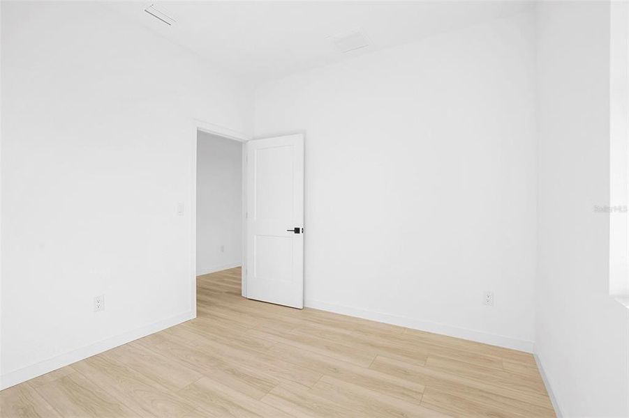 Spacious, unfurnished interior of a new home in , North Port (Image 21).