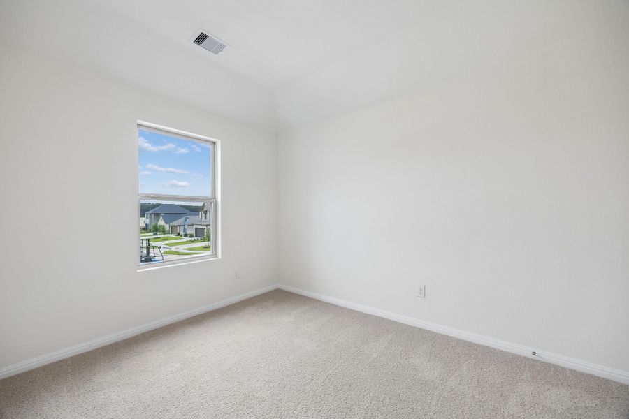 Spacious, unfurnished interior of a new home in Riviera Pines, Huffman (Image 42).