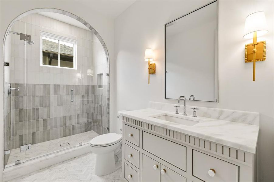 Furnished interior view inside a new home in , Dallas (Image 8).