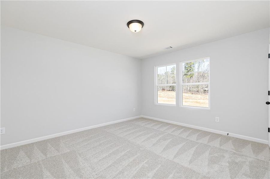Spacious, unfurnished interior of a new home in , Powder Springs (Image 7).