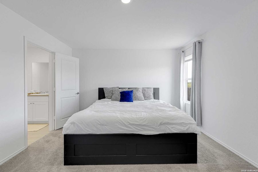 Furnished interior view inside a new home in Mission del Lago, San Antonio (Image 21).