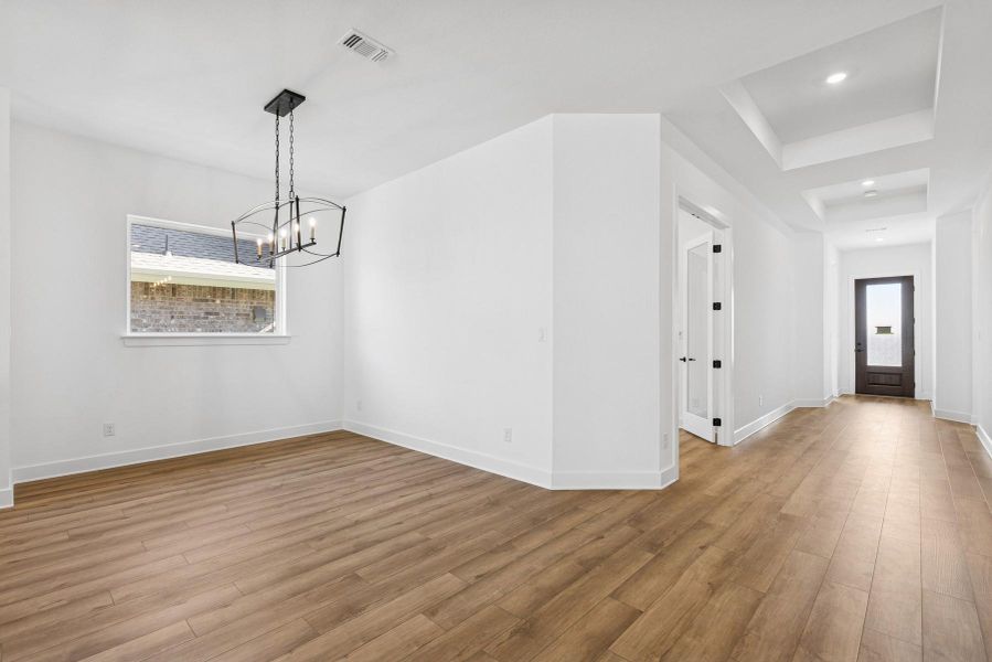 Dining Area - Entry Foyer Dining Area - Entry Foyer