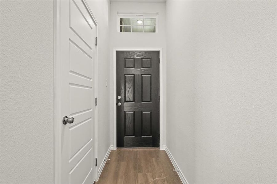 Image 17 of a home in Deer Creek.