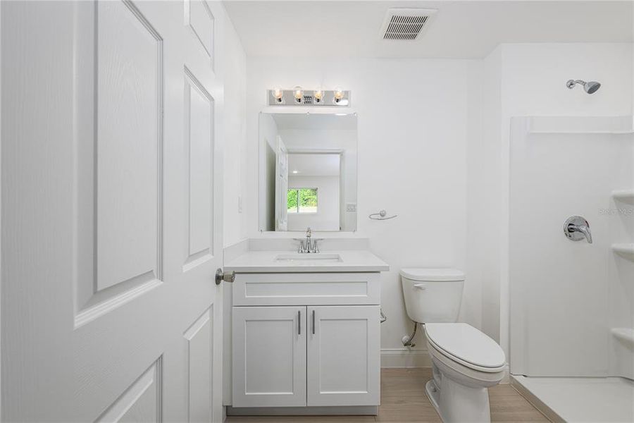 Furnished interior view inside a new home in , Deland (Image 3).