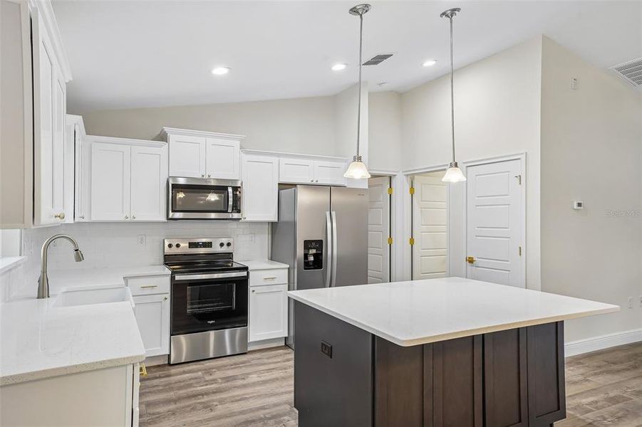 Furnished interior view inside a new home in , Ocala (Image 7).