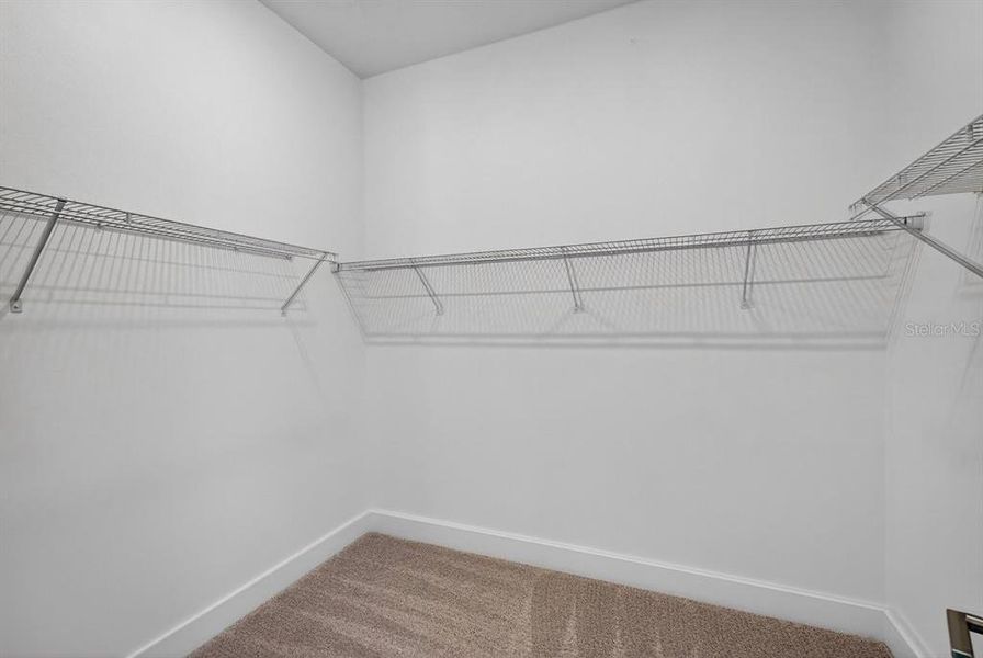 Spacious, unfurnished interior of a new home in Gray Hawk at Hole Two, Daytona Beach (Image 44).