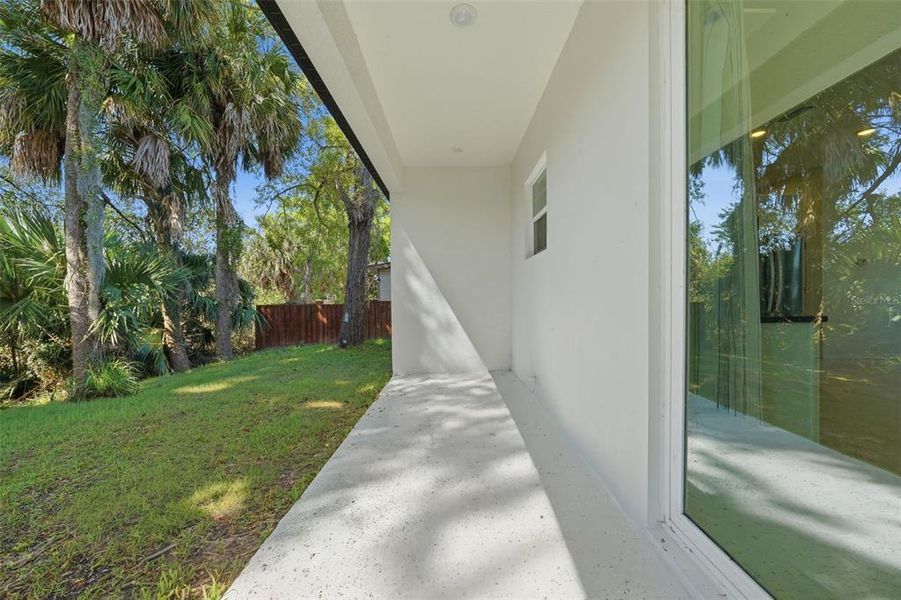 Exterior details and patio area of a home in , Eustis (Image 17).