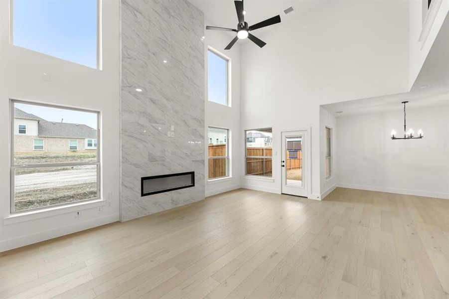 11. 8137 Twin Creek - Family