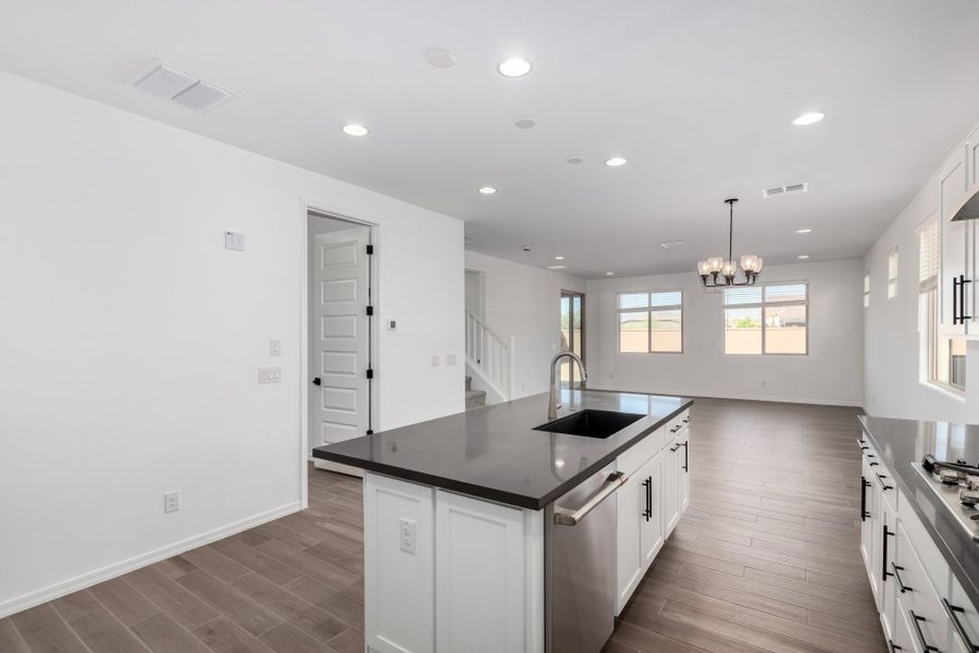 Representative furnished interior of a home built from the Winsor by Taylor Morrison in Allen Ranches Discovery Collection, Litchfield Park (Image 4).