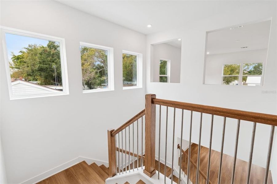 Spacious, unfurnished interior of a new home in , Tampa (Image 20).