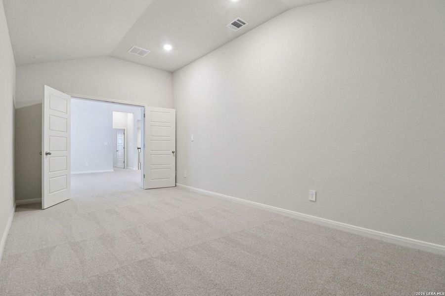 Spacious, unfurnished interior of a new home in Fox Falls, Boerne (Image 45). Spacious, unfurnished interior of a new home in Fox Falls, Boerne (Image 45).