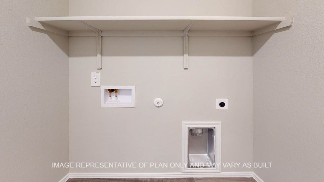 Spacious, unfurnished interior of a new home in Creekside Hills, Copperas Cove (Image 13).