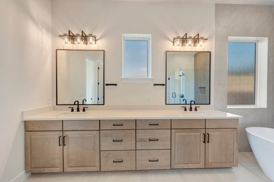 Owner's Bath Owner's Bath