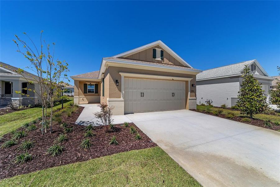 Front exterior of a new home in , Ocala, FL, highlighting curb appeal (Image 19).