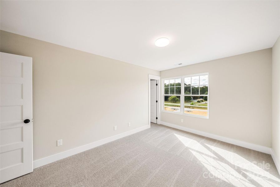 Spacious, unfurnished interior of a new home in , Monroe (Image 10).
