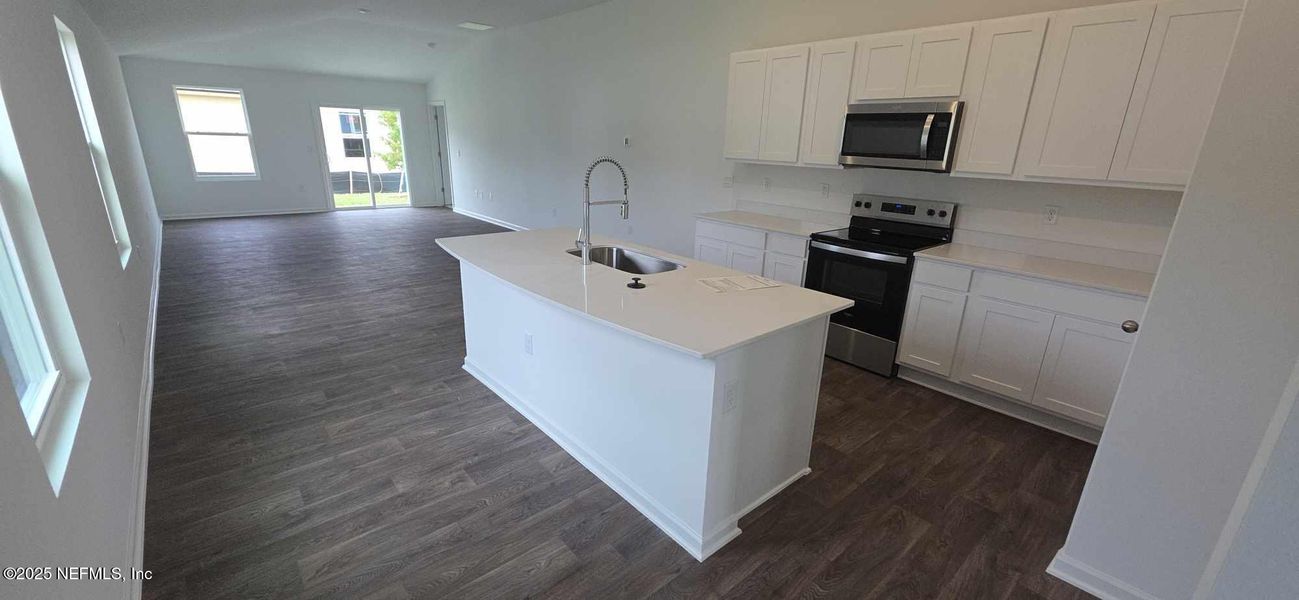 Furnished interior view inside a new home in The Arbors, Jacksonville (Image 11). Furnished interior view inside a new home in The Arbors, Jacksonville (Image 11).