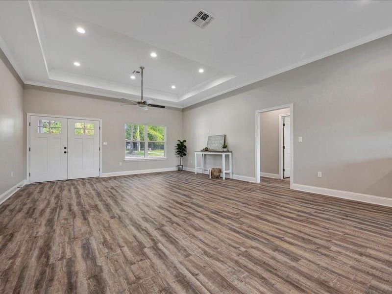 Spacious, unfurnished interior of a new home in , Lufkin (Image 15). Spacious, unfurnished interior of a new home in , Lufkin (Image 15).