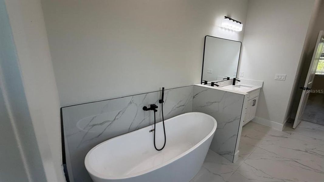 Furnished interior view inside a new home in , Port Charlotte (Image 12).