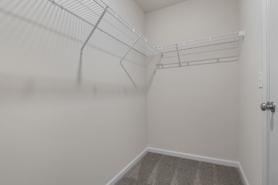 Spacious, unfurnished interior of a new home in Rivers Crossing, Aiken (Image 17).