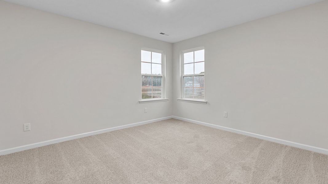 Spacious, unfurnished interior of a new home in The Landing at Summerhaven, Mebane (Image 30).