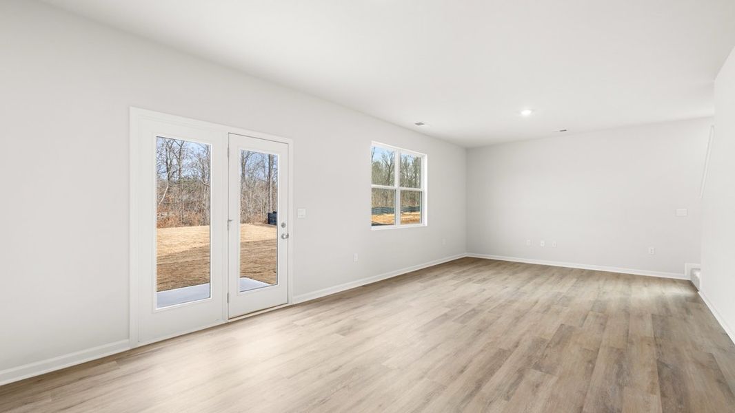 Representative unfurnished interior of a home built from the Penwell by D.R. Horton in Oakleigh Glen, Dallas (Image 13).