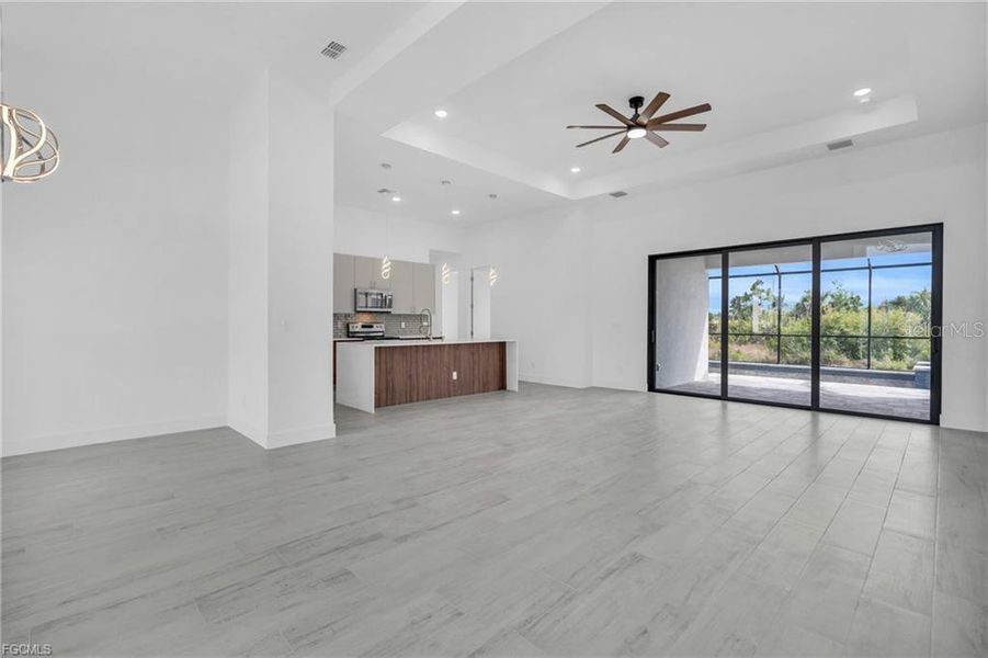 Spacious, unfurnished interior of a new home in , Port Charlotte (Image 29).