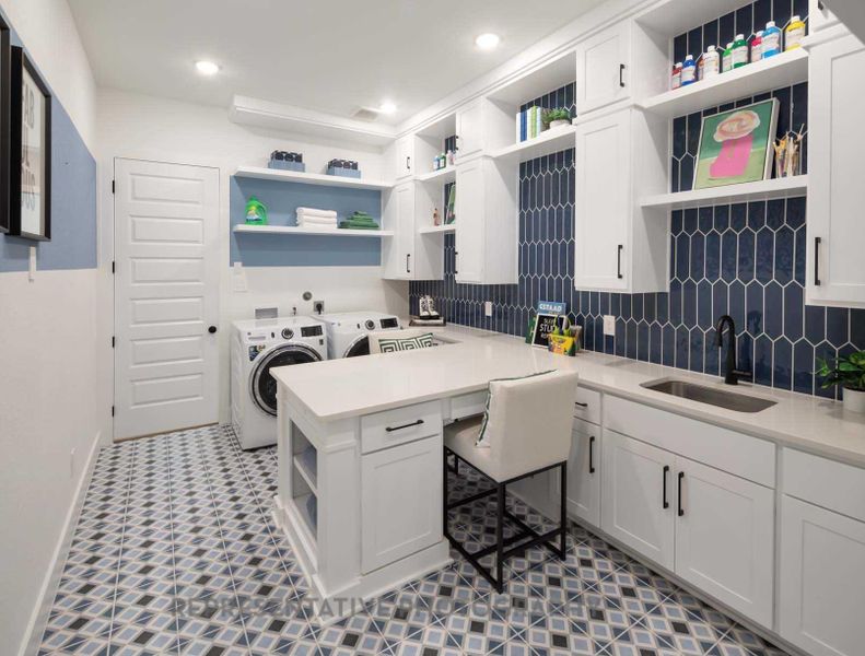 Furnished interior view inside a new home in Cross Creek West, Fulshear (Image 6). Furnished interior view inside a new home in Cross Creek West, Fulshear (Image 6).