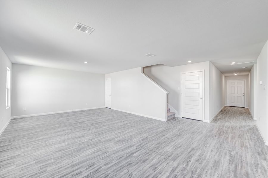 Representative unfurnished interior of a home built from the Jackson by National HomeCorp in Forest Ridge, Edgefield (Image 13).