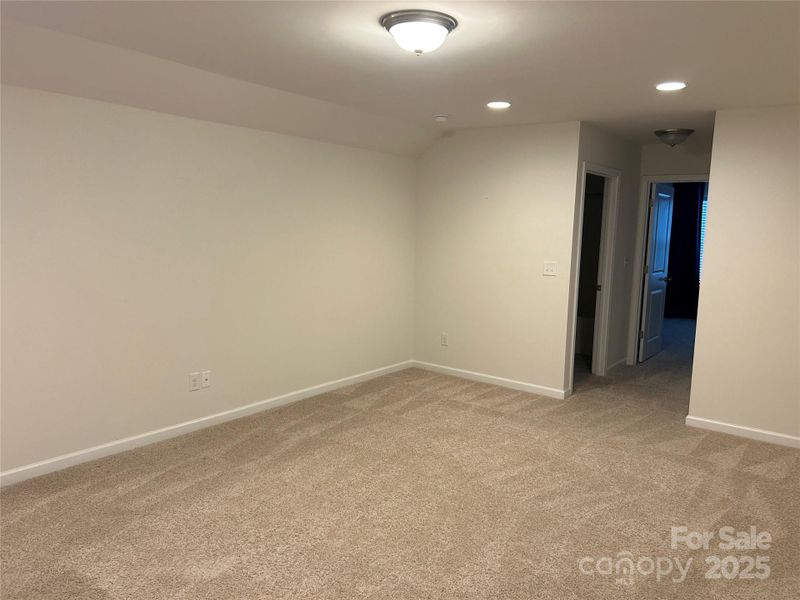 Spacious, unfurnished interior of a new home in , Mooresville (Image 22).