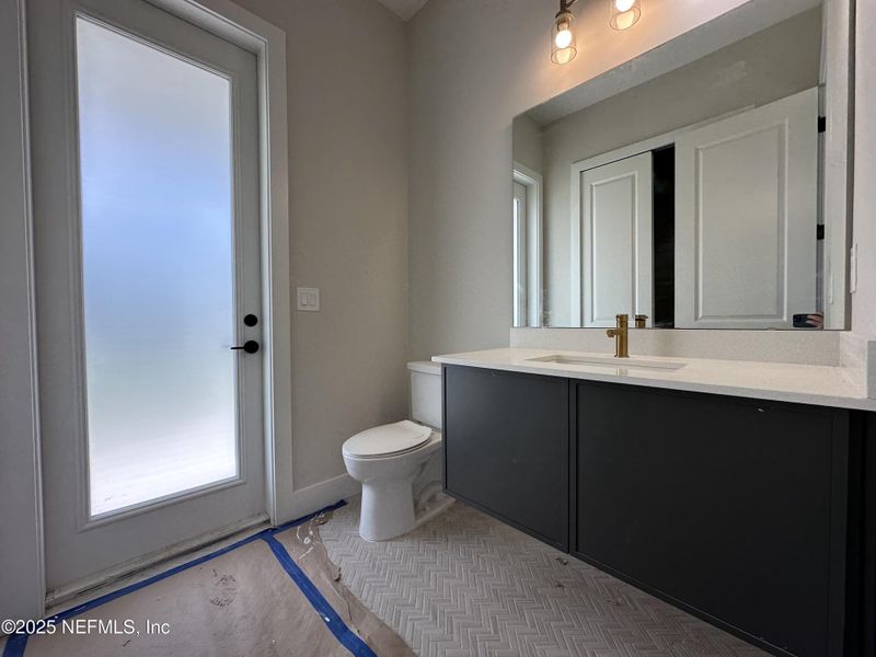 Furnished interior view inside a new home in SilverLeaf, St. Augustine (Image 10).