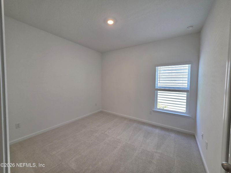 Spacious, unfurnished interior of a new home in Hyland Trail, Green Cove Springs (Image 23).