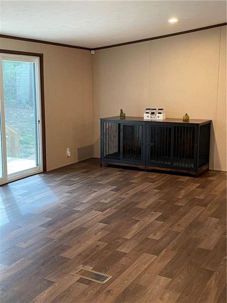 Spacious, unfurnished interior of a new home in , Carrollton (Image 23).