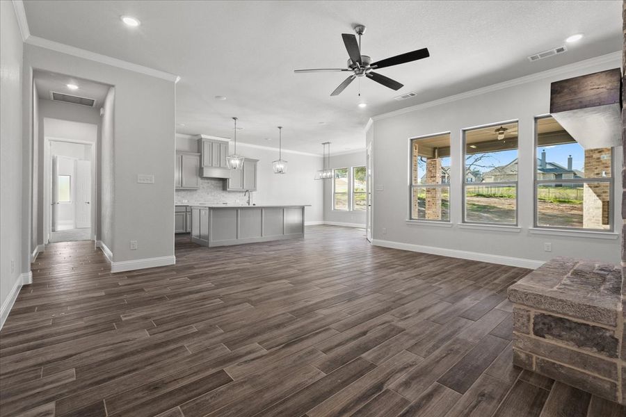 Representative furnished interior of a home built from the The Ryder by Doug Parr Custom Homes in Brooks Meadow, Weatherford (Image 8). Representative furnished interior of a home built from the The Ryder by Doug Parr Custom Homes in Brooks Meadow, Weatherford (Image 8).