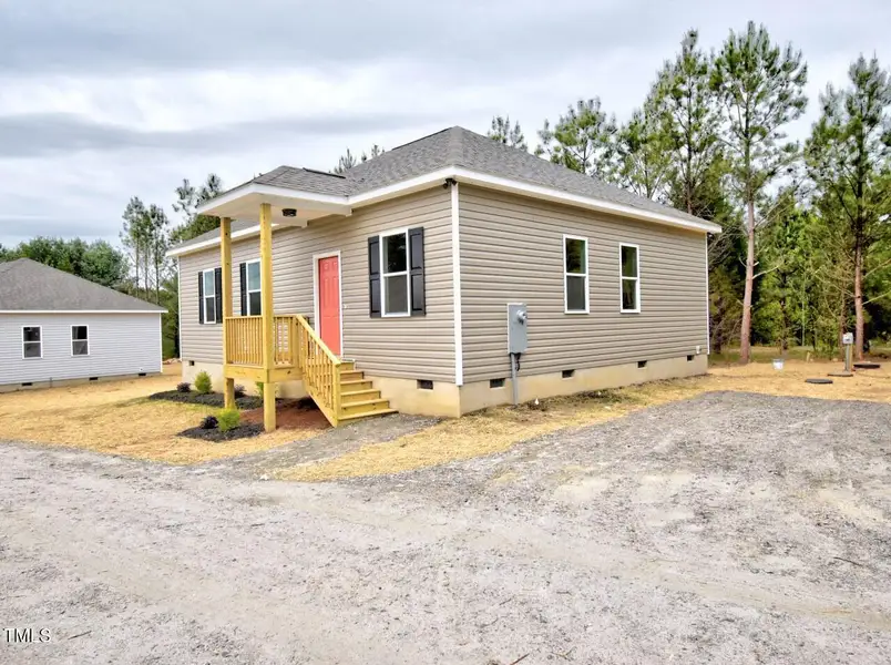 DSC_0076And2more DSC_0076And2more