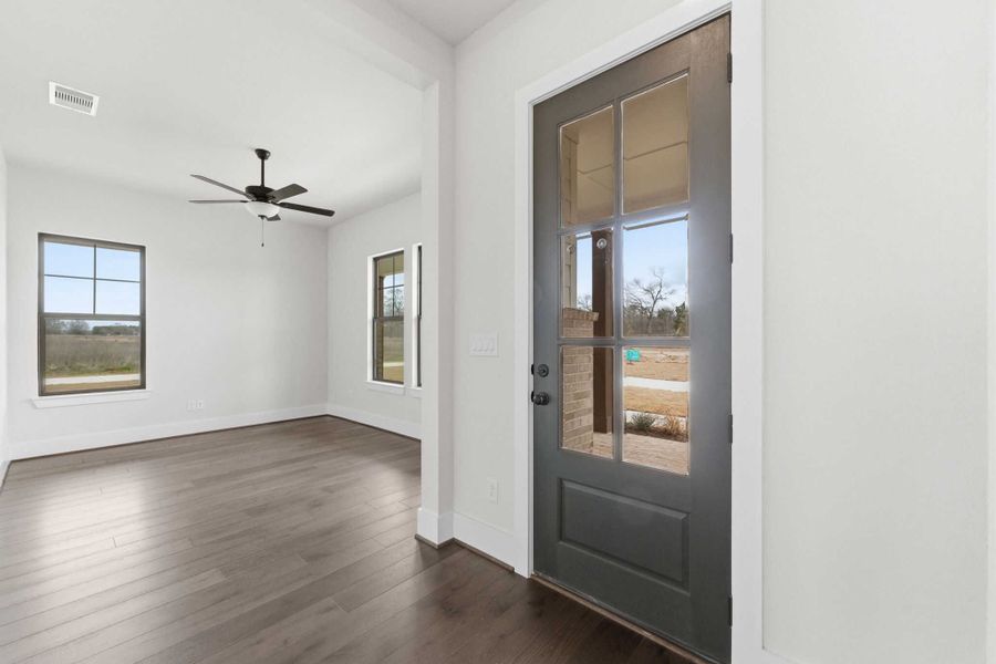 Spacious, unfurnished interior of a new home in The Manors, New Waverly (Image 18). Spacious, unfurnished interior of a new home in The Manors, New Waverly (Image 18).
