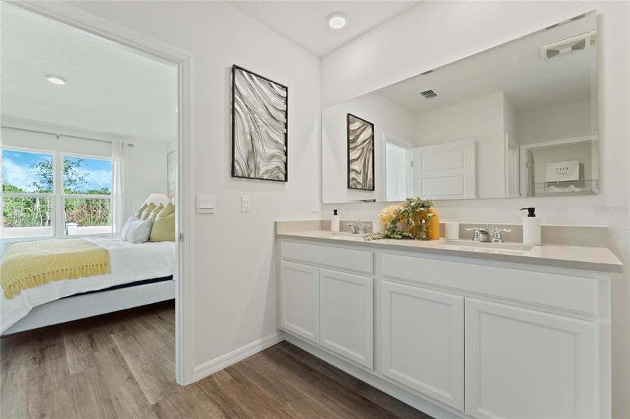 Furnished interior view inside a new home in , Lakeland (Image 33).