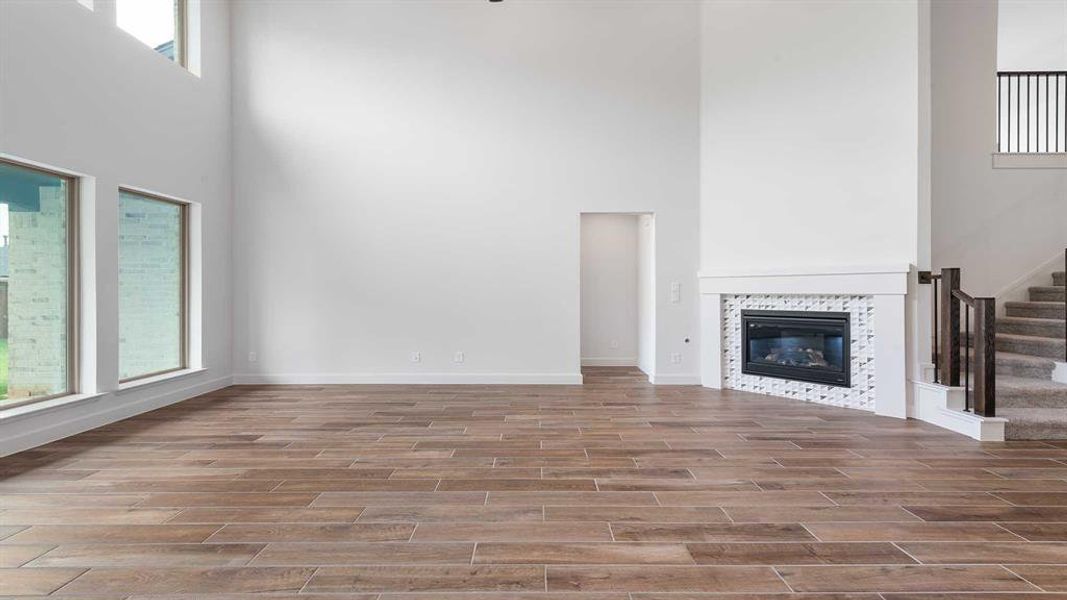 Spacious, unfurnished interior of a new home in The Lakes Of Somercrest 60', Midlothian (Image 22). Spacious, unfurnished interior of a new home in The Lakes Of Somercrest 60', Midlothian (Image 22).