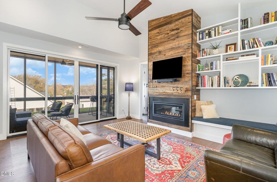 008_img_1119-edit_915