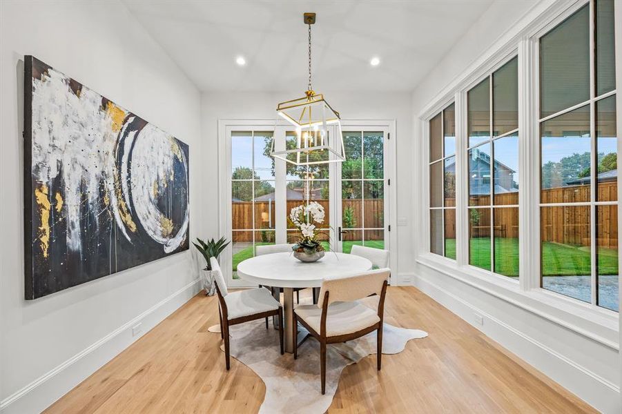 Furnished interior view inside a new home in , Dallas (Image 18). Furnished interior view inside a new home in , Dallas (Image 18).