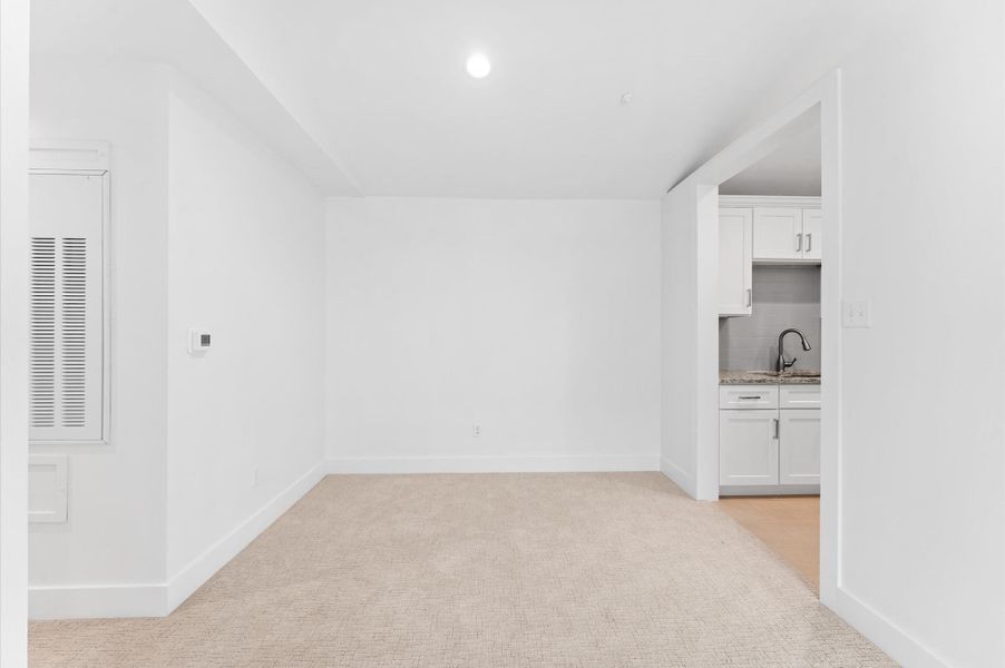 Image 15 of a home in . Image 15 of a home in .