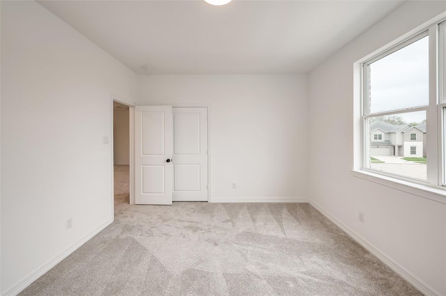 Spacious, unfurnished interior of a new home in , Missouri City (Image 20).