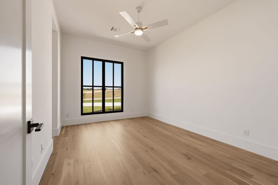 Spacious, unfurnished interior of a new home in Fleming Pointe, Fort Worth (Image 47).