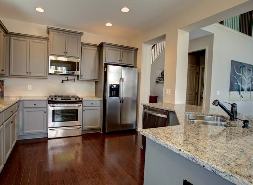 Representative furnished interior of a home built from the The Stratton by Bamford and Company in Rowland Springs, Cartersville (Image 8).