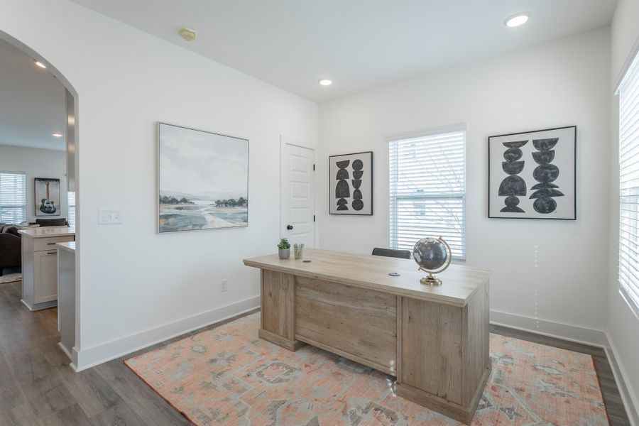 Representative furnished interior of a home built from the Annapolis - Mill Town by Parkside Builders in The Parks of Mill Town, Chattanooga (Image 16).