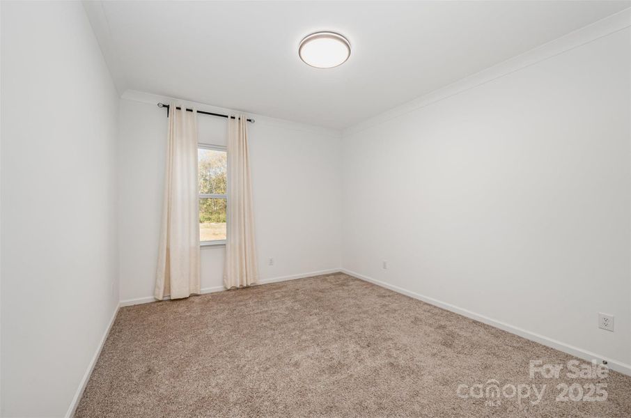 Spacious, unfurnished interior of a new home in Parkside Crossing, Charlotte (Image 17).